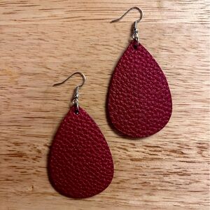 Elegant Red Teardrop Earrings